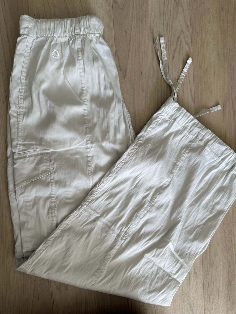 Lululemon Lab Lyocell Blend Cargo Mid-Rise Pant in Bone